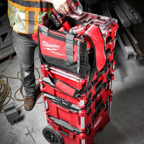 Mochila Packout Tool Milwaukee 48-22-8321 Cor Vermelha Vermelho