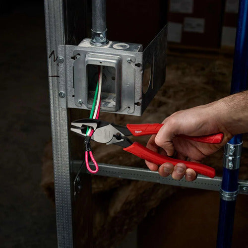 alicate universal milwaukee 9 polegadas 48-22-6100