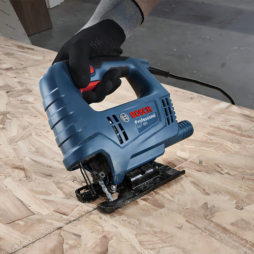 serra tico tico gst 680 500w bosch com lâmina protetora