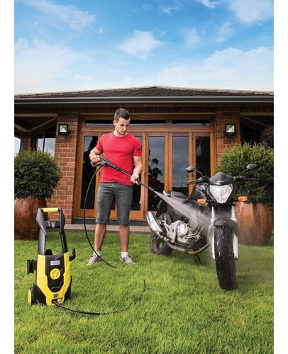 Lavadora De Alta Pressão Tramontina Residencial Master 42550 Amarela E Preta De 1400w Com 110bar De Pressão Máxima 220v