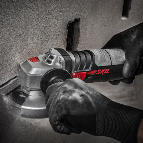 Esmerilhadeira Angular Skil Esmerilhareida Angular 9002 De 50 hz/60 hz Preto 700 W 220 V + Acessório